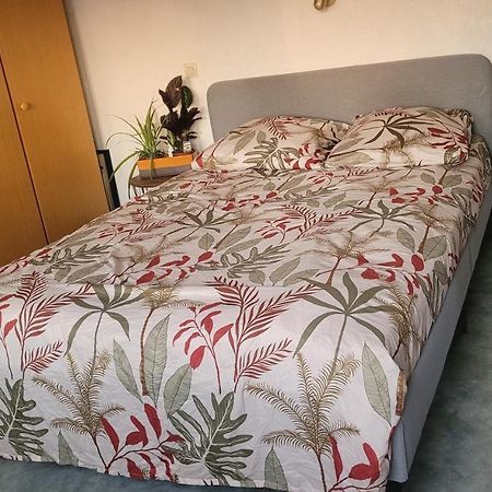 Charmante Villa Familiale A Rouen Bonsecours Bagian luar foto