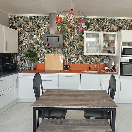 Charmante Villa Familiale A Rouen Bonsecours Bagian luar foto