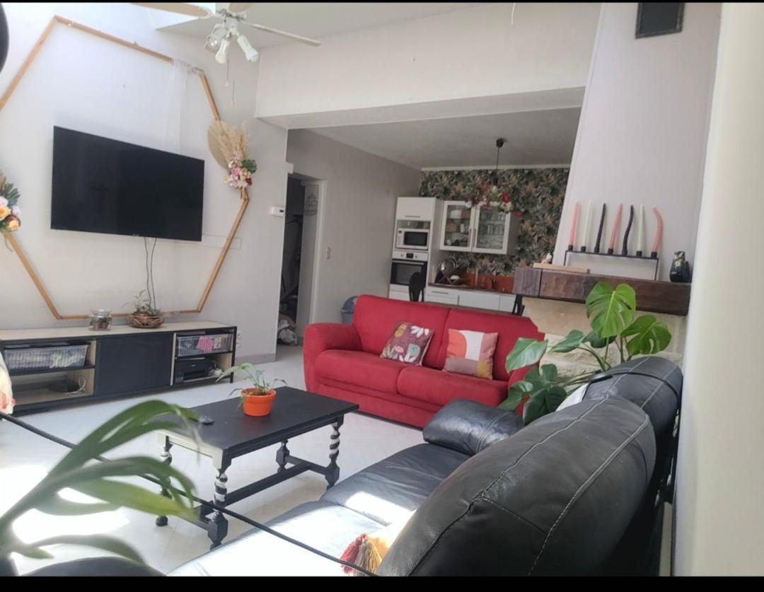 Charmante Villa Familiale A Rouen Bonsecours Bagian luar foto